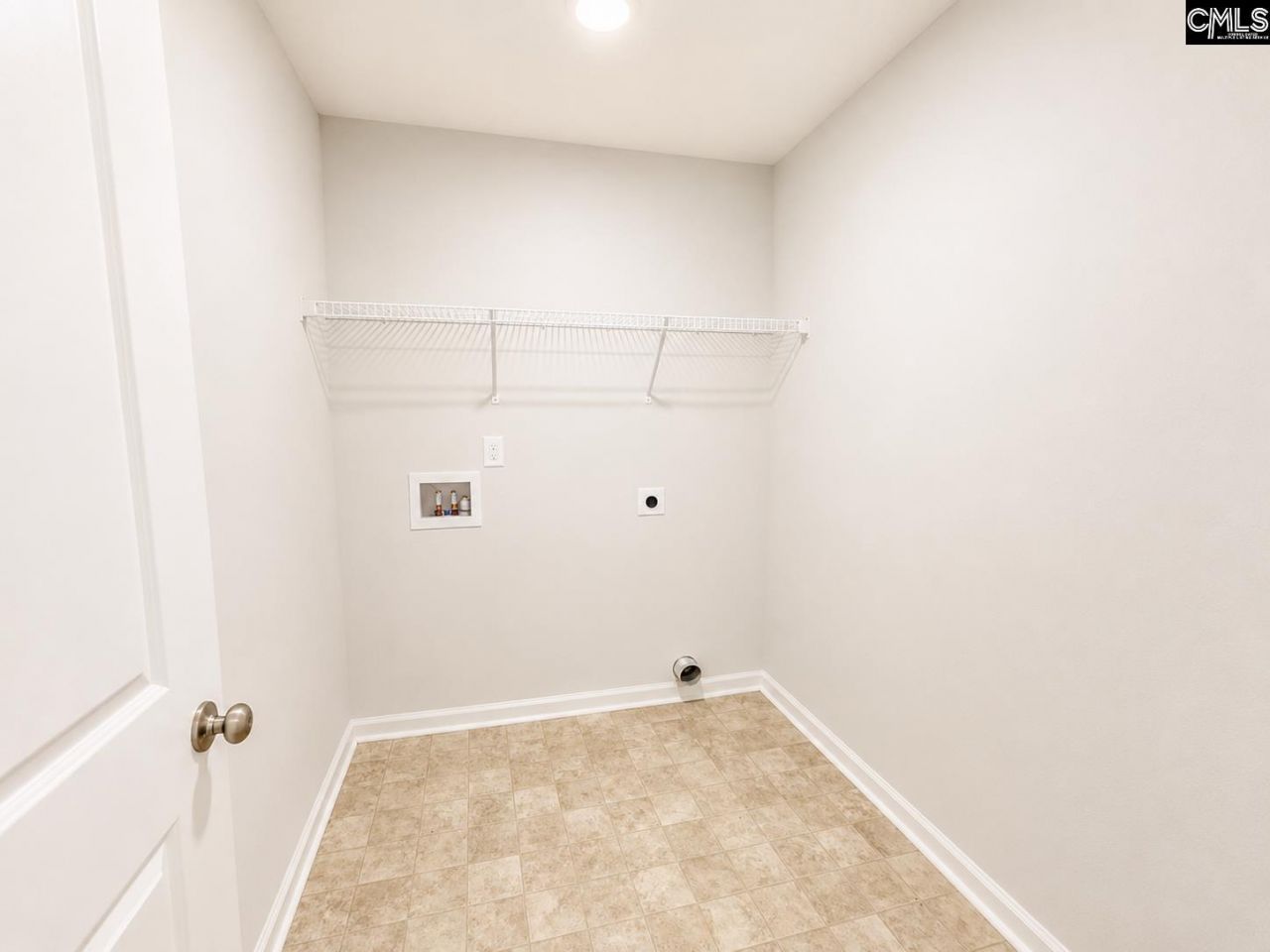 1040 Matchingham Drive  Photo 17