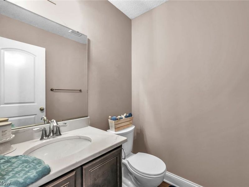 3998 Mary Way, Canfield, OH 44406 Photo 17