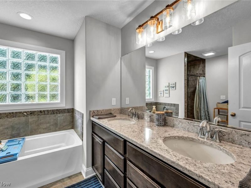 3998 Mary Way, Canfield, OH 44406 Photo 23