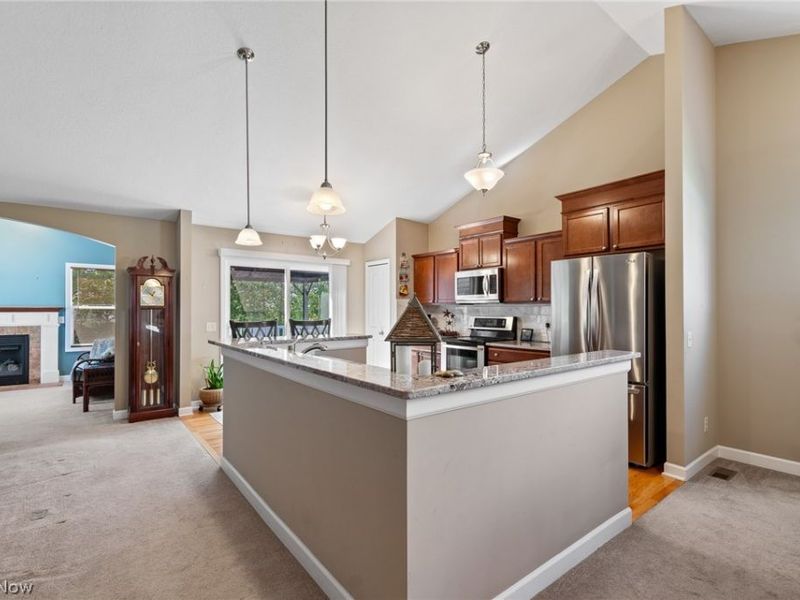 6529 Harness Circle NE, Canton, OH 44721 Photo 12