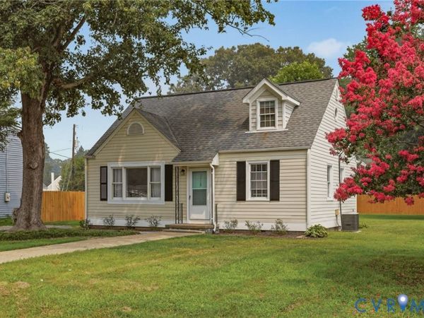 2928 W Strathmore Road , North Chesterfield, VA 23237