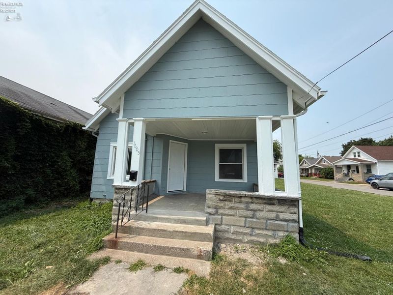 1605 Carr Street, Sandusky, OH 44870 Photo 2