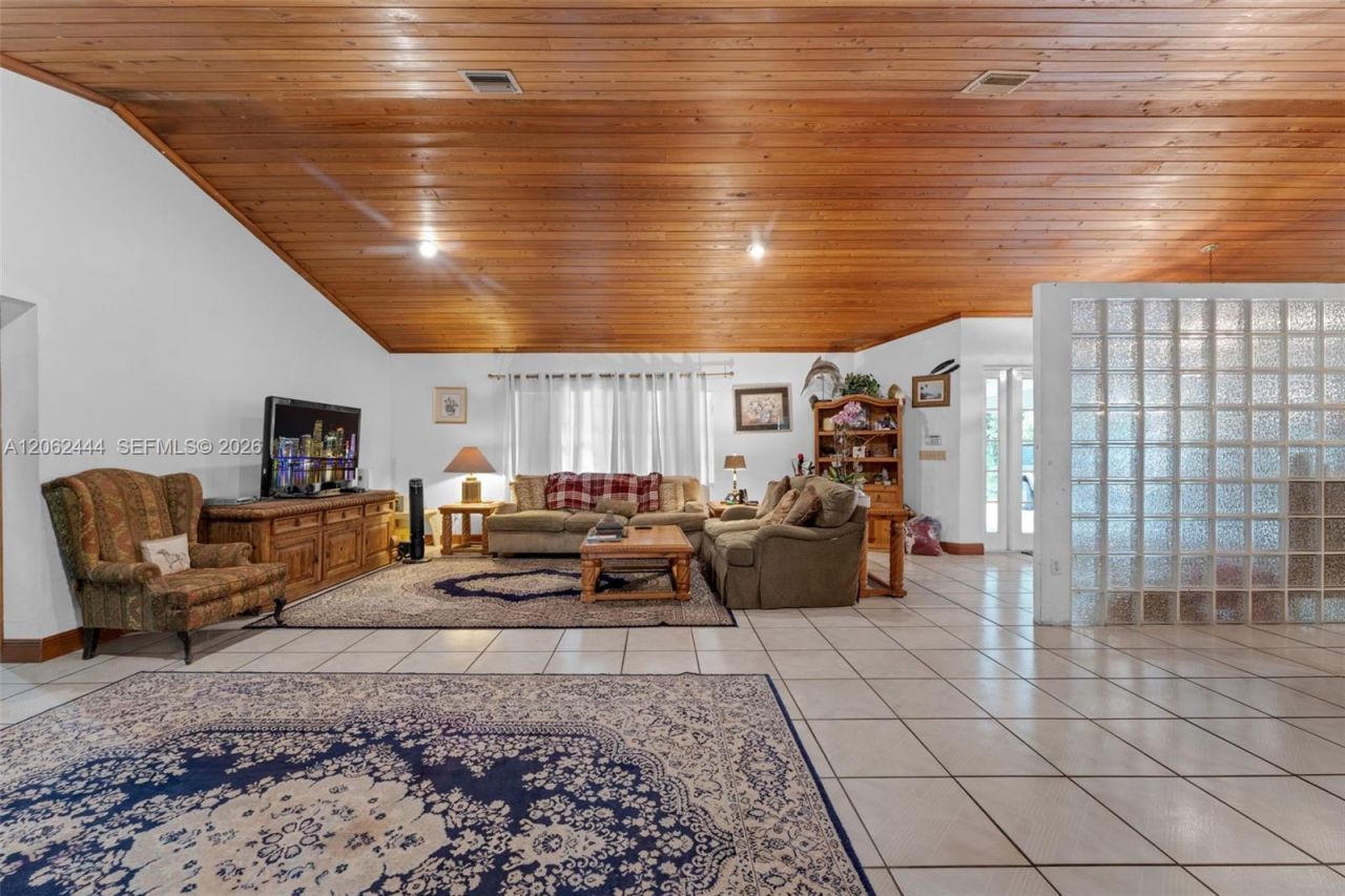 26500 SW 217th Ave, Homestead, FL 33031 Photo