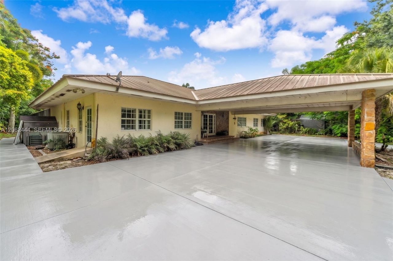 26500 SW 217th Ave, Homestead, FL 33031 Photo