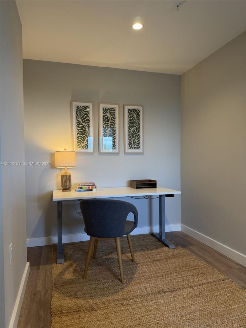 3335 Thomas Ave, Unit 211, Miami, FL 33133 Photo