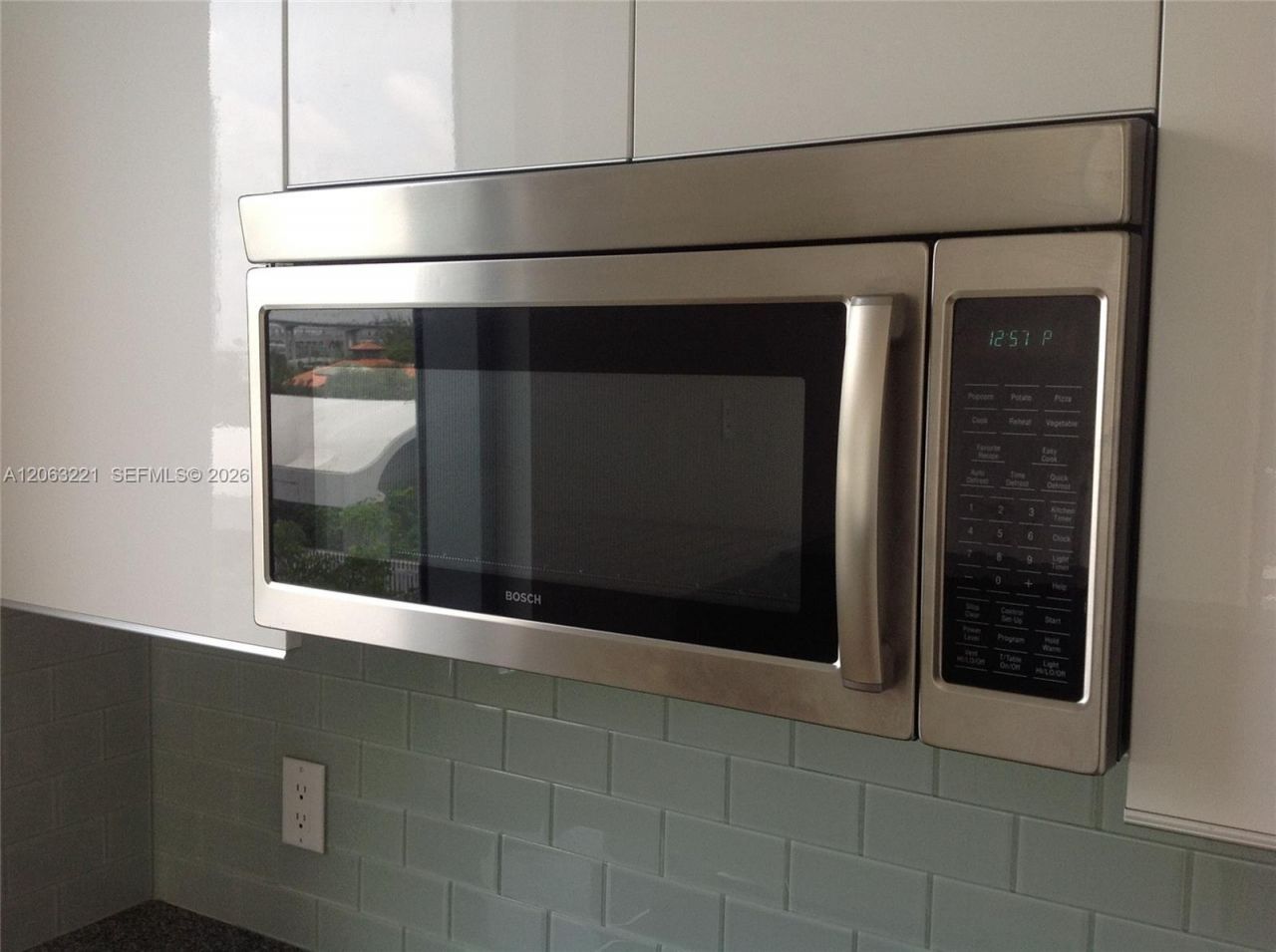 1050 Brickell Ave, Unit 402, Miami, FL 33131 Photo