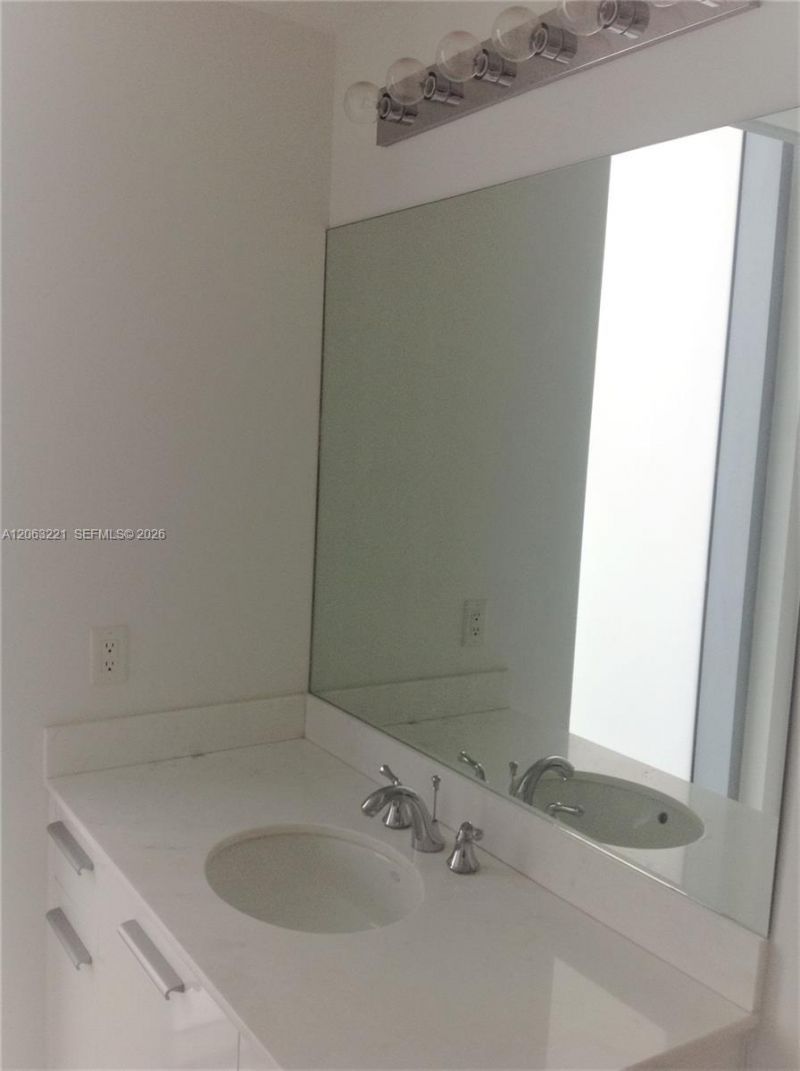 1050 Brickell Ave, Unit 402, Miami, FL 33131 Photo