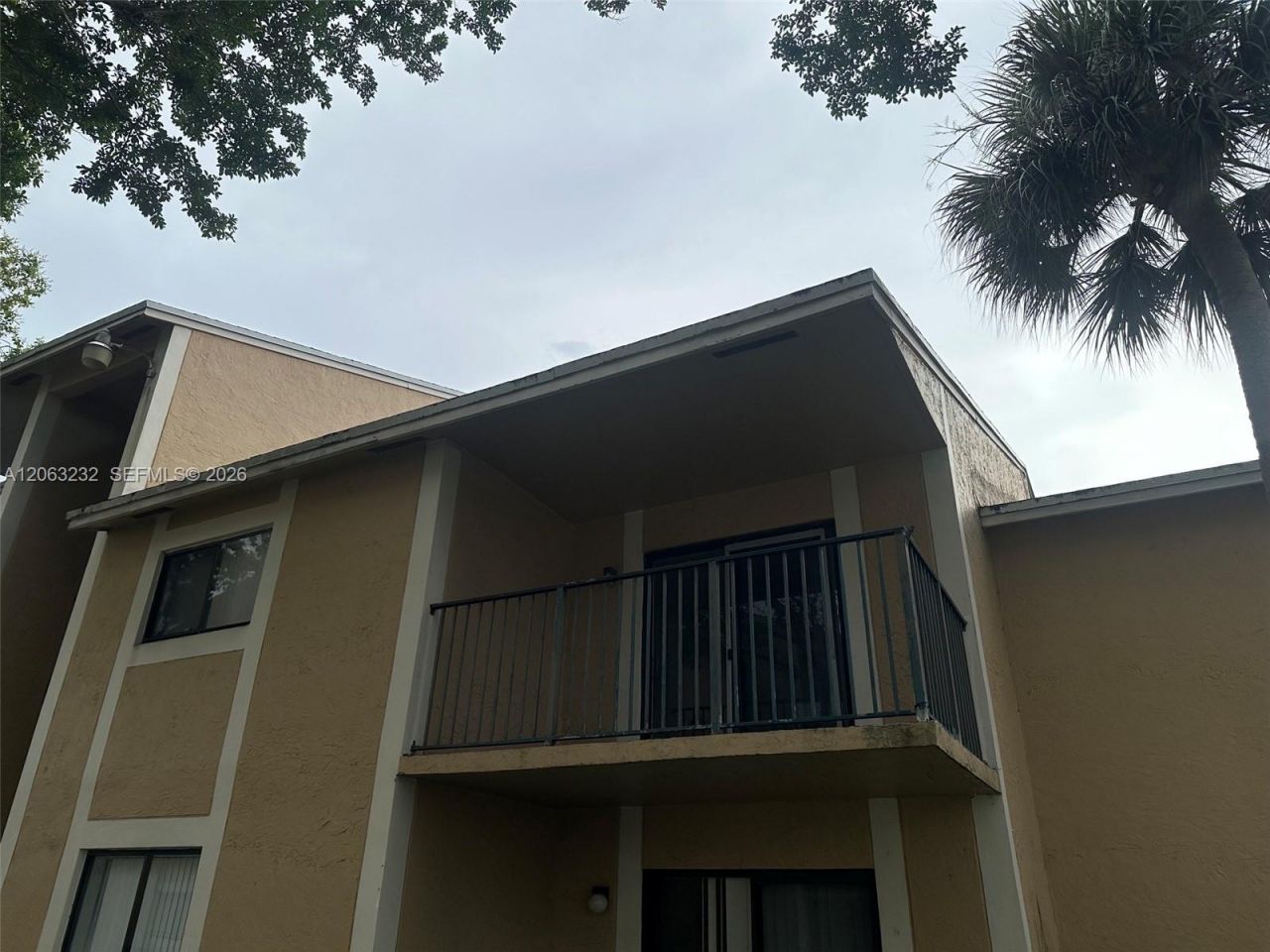 9491 S Palm Cir S, Unit 203, Pembroke Pines, FL 33025 Photo