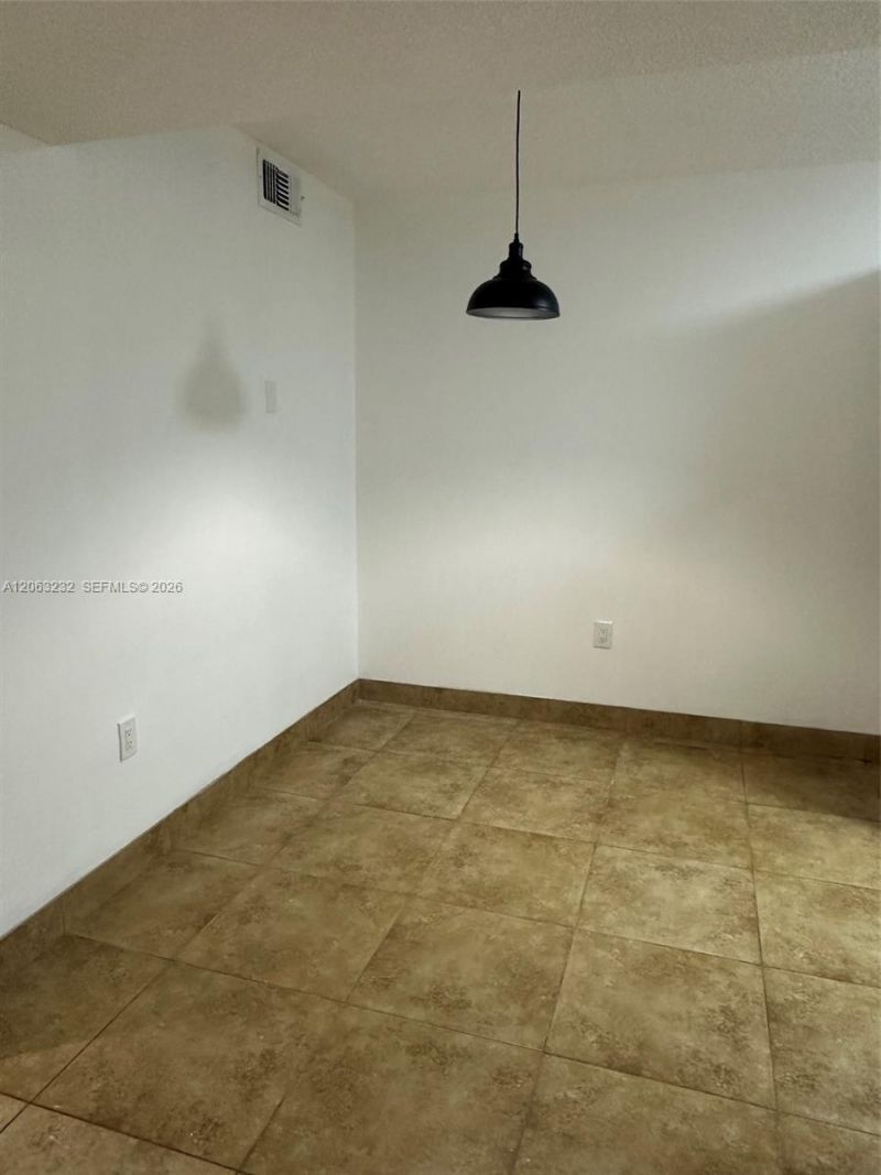 9491 S Palm Cir S, Unit 203, Pembroke Pines, FL 33025 Photo