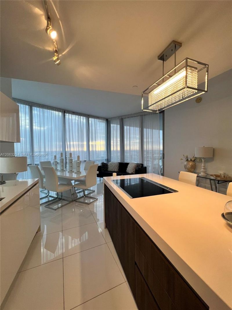 851 NE 1st Ave , Unit 3510, Miami, FL 33132 Photo