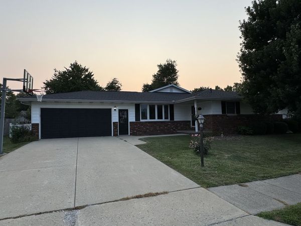 725 Taylor Street , Morton, IL 61550