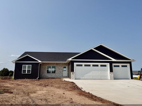 W5668 TONYS WAY, Appleton, WI 54915