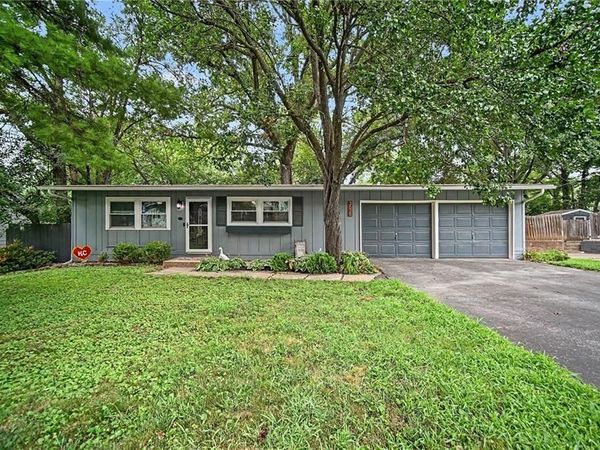 3626 N LISTER Avenue, Kansas City, MO 64117