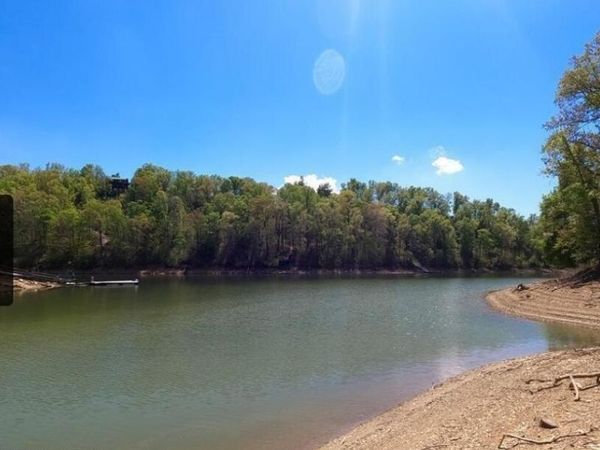 Stone Harbor Drive, Dandridge, TN 37725