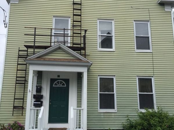 27 Arthur St, Unit 1, Beverly, MA 01915