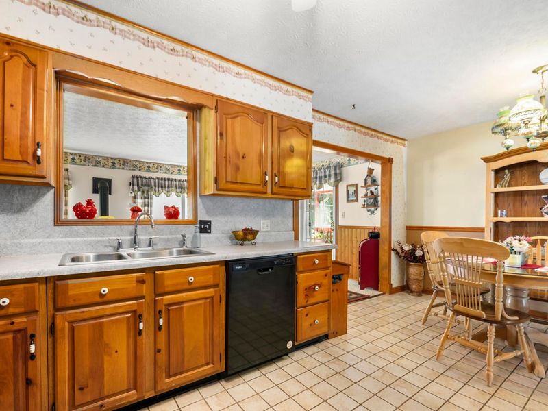 1820 Shoshone Drive , Lancaster, OH 43130 Photo 10