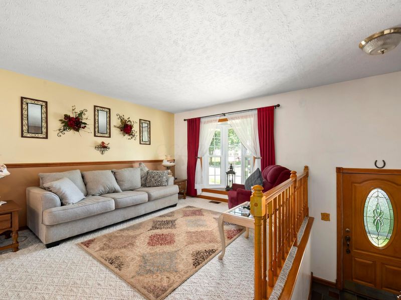 1820 Shoshone Drive , Lancaster, OH 43130 Photo 2