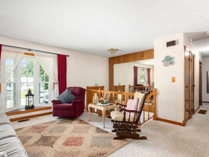 1820 Shoshone Drive , Lancaster, OH 43130 Photo 3