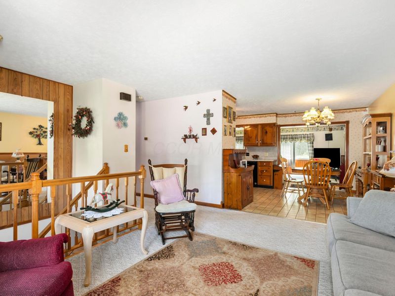 1820 Shoshone Drive , Lancaster, OH 43130 Photo 5