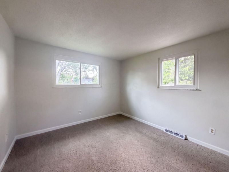 3363 Independence Street , Grove City, OH 43123 Photo 21