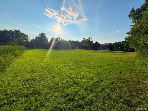 9507 Modena Farms, Salem Township, Mi 48178