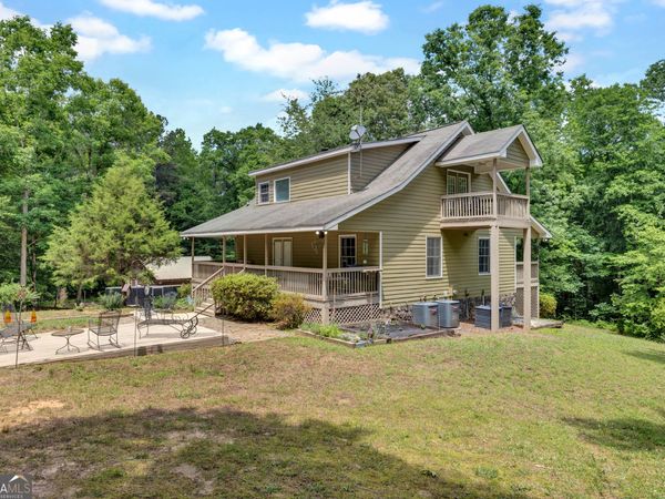 560 Hawk Trail, Newborn, GA 30056