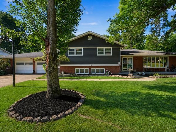 121 Redwood Road, Mansfield, OH 44907