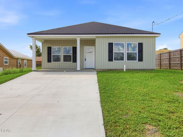 7582 Kelsey Drive, Panama City, FL 32404