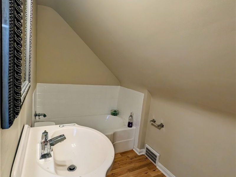 19219 Lomond Boulevard, Shaker Heights, OH 44122 Photo 17