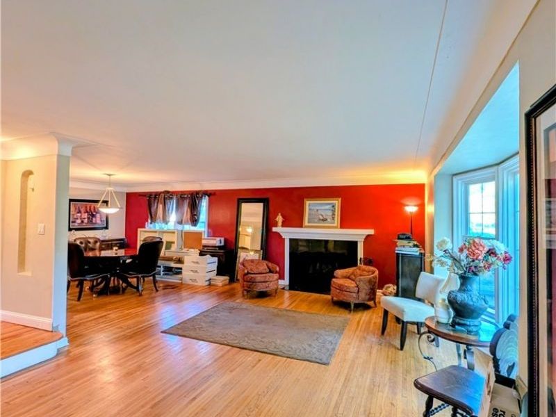 19219 Lomond Boulevard, Shaker Heights, OH 44122 Photo 4