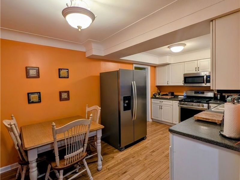 19219 Lomond Boulevard, Shaker Heights, OH 44122 Photo 8