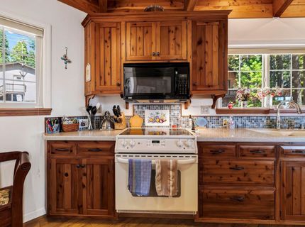 1229 Lassen View Drive, Lake Almanor, CA 96137 Photo