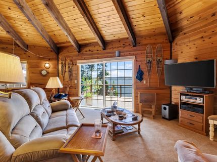 1229 Lassen View Drive, Lake Almanor, CA 96137 Photo