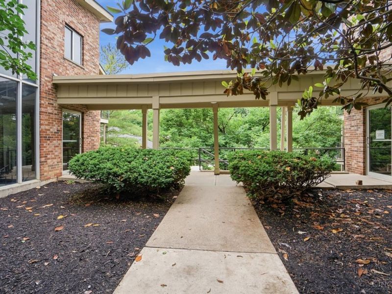 3069 Alpine, Unit 11, Cincinnati, OH 45208 Photo 1
