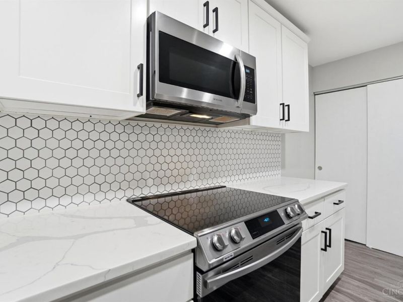 3069 Alpine, Unit 11, Cincinnati, OH 45208 Photo 13