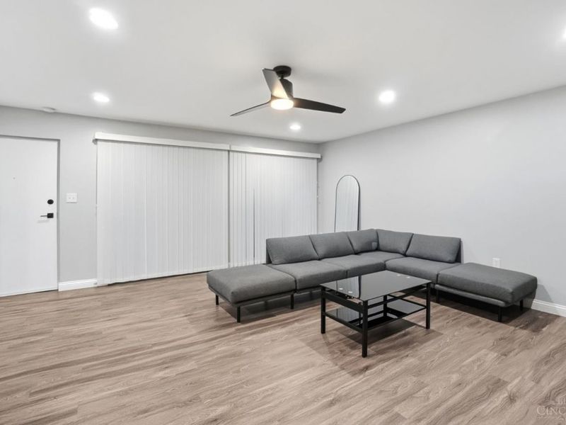 3069 Alpine, Unit 11, Cincinnati, OH 45208 Photo 19