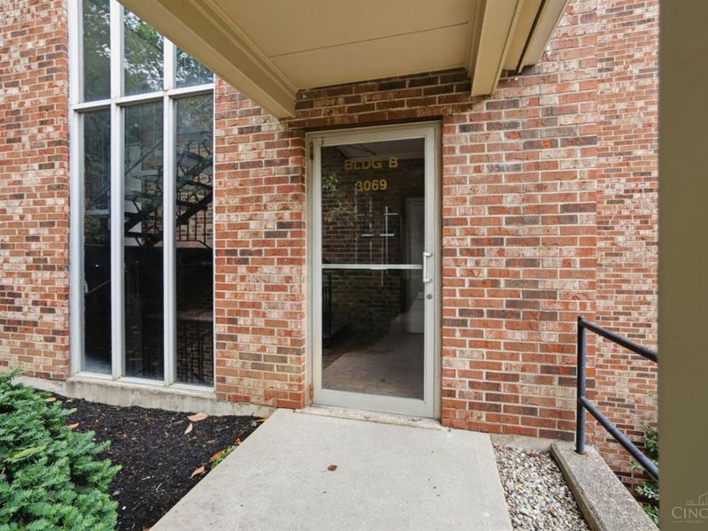 3069 Alpine, Unit 11, Cincinnati, OH 45208 Photo 5