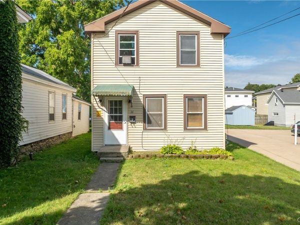 26 W 2nd Street , Oswego, NY 13126