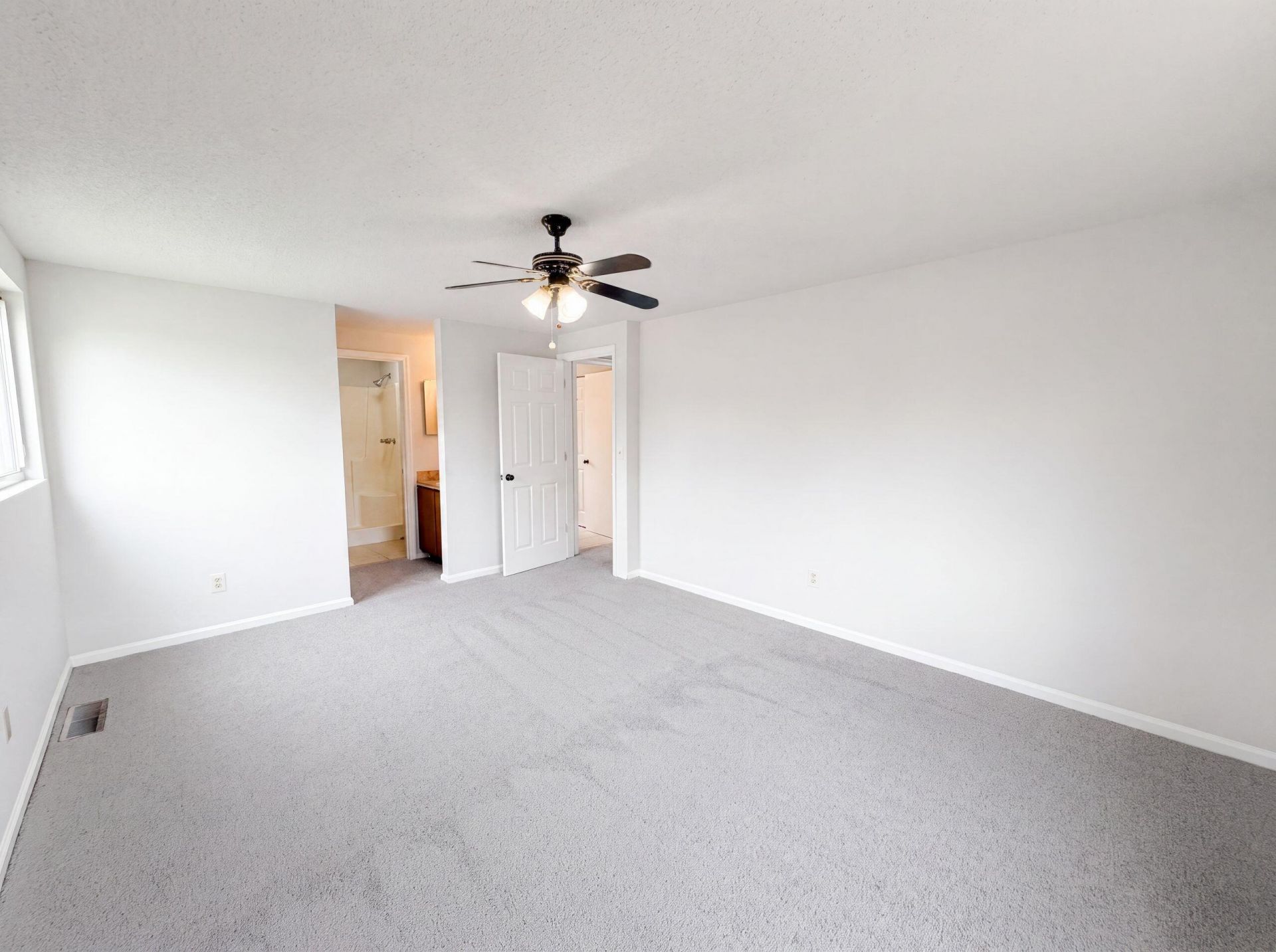 6786 Moss Court Photo 10