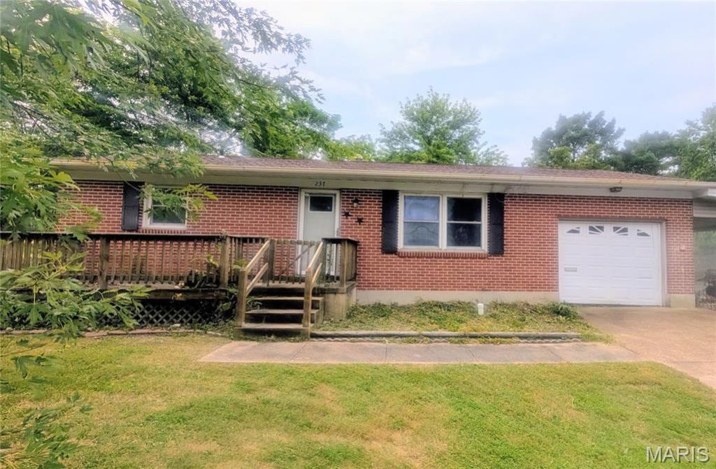 237 Jackson Street, Sullivan, MO 63080 Main Photo