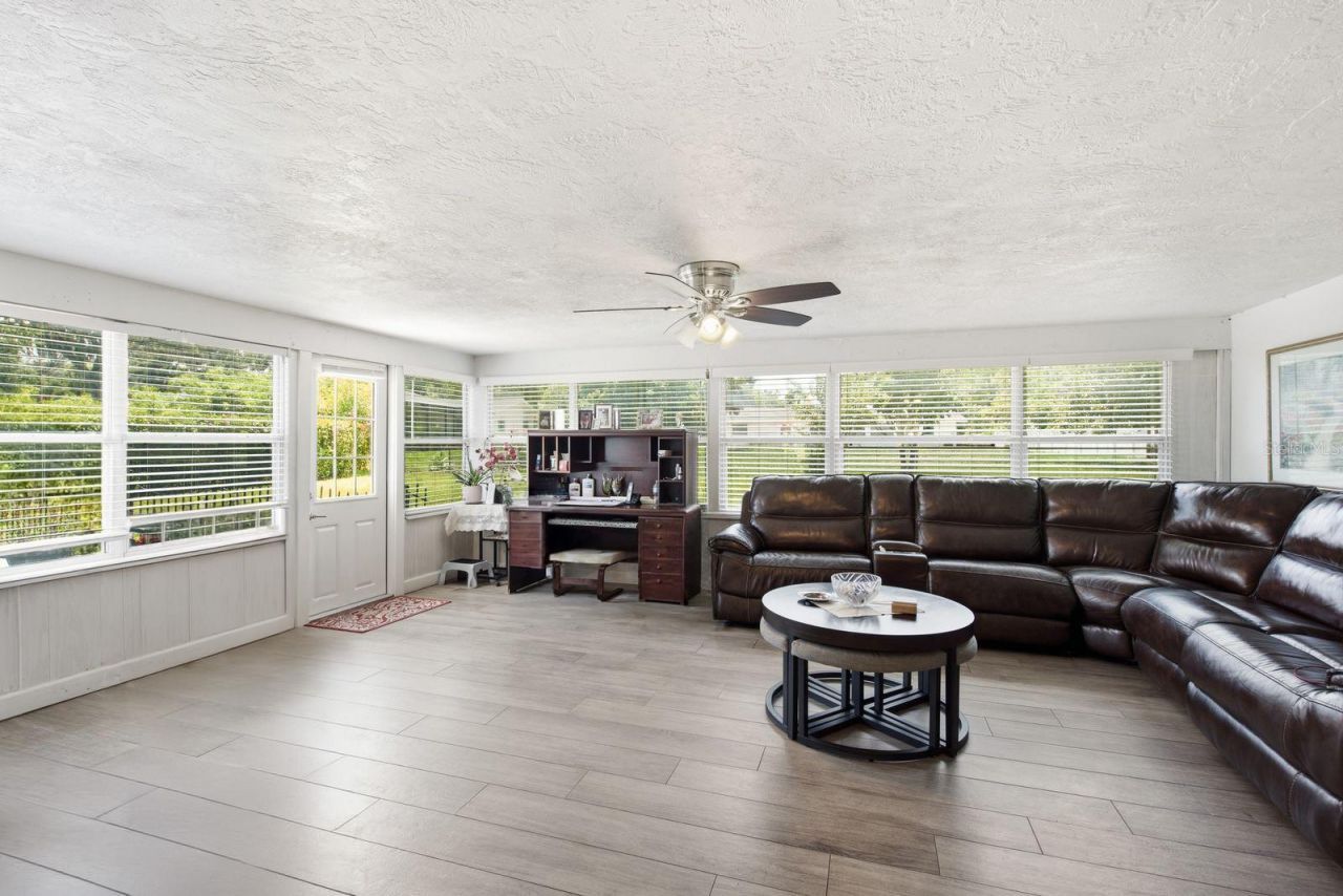 920 Lake Forest Road, Clearwater, FL 33765 Photo