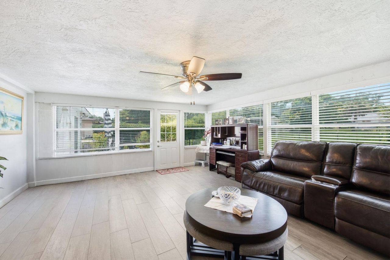 920 Lake Forest Road, Clearwater, FL 33765 Photo