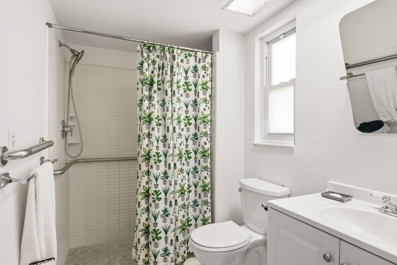 920 Lake Forest Road, Clearwater, FL 33765 Photo
