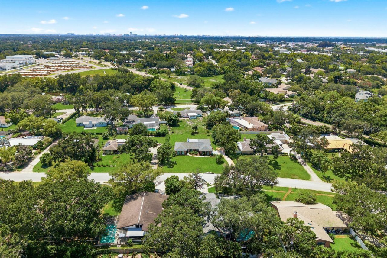 920 Lake Forest Road, Clearwater, FL 33765 Photo