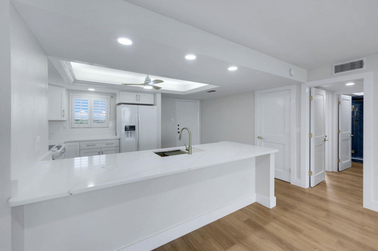 15021 Punta Rassa Rd, Unit 401, Fort Myers, FL 33908 Photo