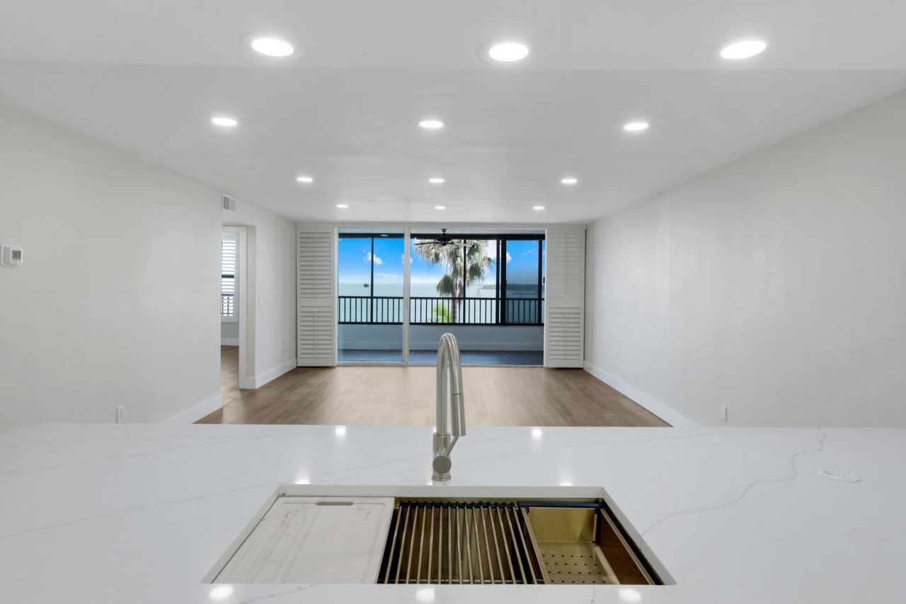 15021 Punta Rassa Rd, Unit 401, Fort Myers, FL 33908 Photo