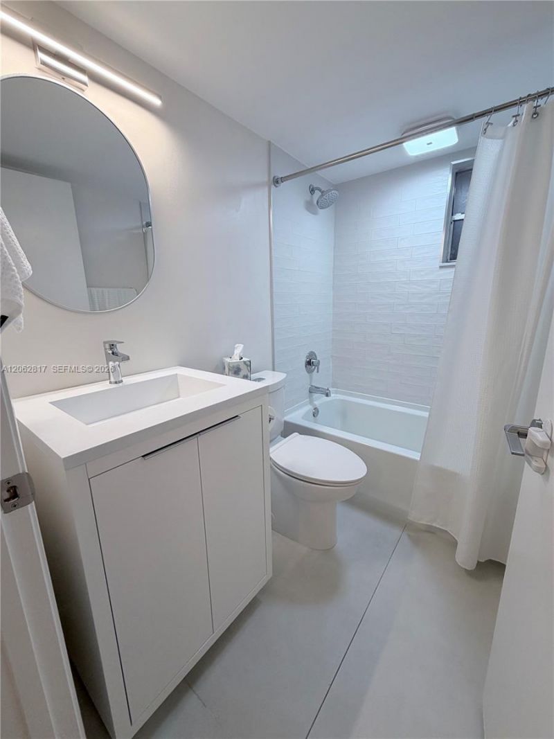 17000 NW 67th Ave, Unit 112, Hialeah, FL 33015 Photo