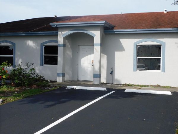 28442 SW 141st Pl, Homestead, FL 33033