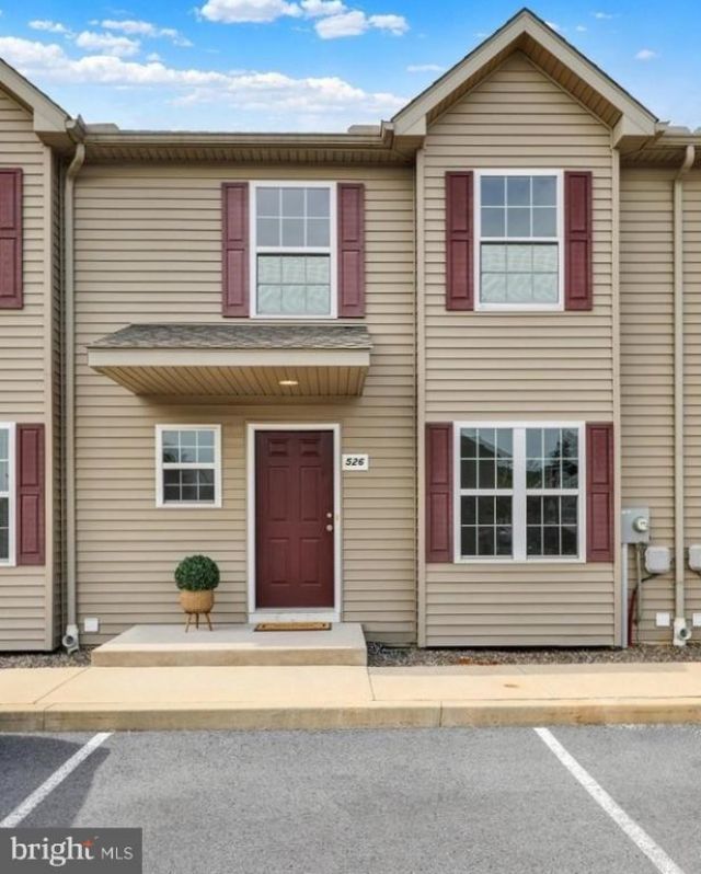 526 ARIETTA COURT, READING, PA 19605