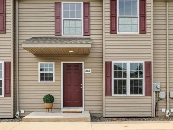 526 ARIETTA COURT, READING, PA 19605